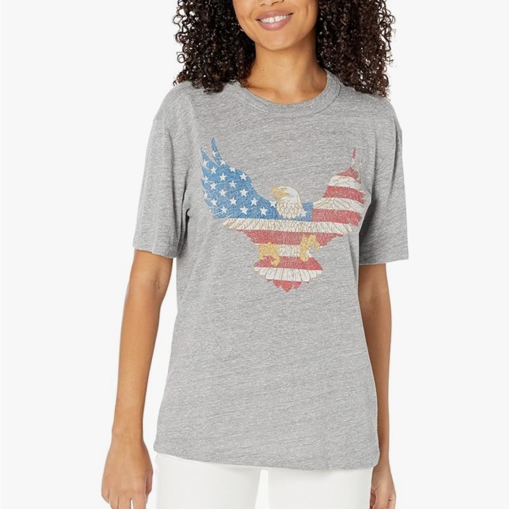 CHASER Patriotic USA Eagle Graphic USA